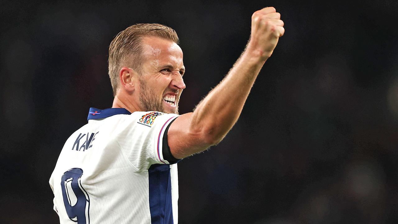 Der englische Fußball-Nationalspieler Harry Kane bejubelt sein Tor zum 2:0 gegen Finnland  | IMAGO / Paul Marriott