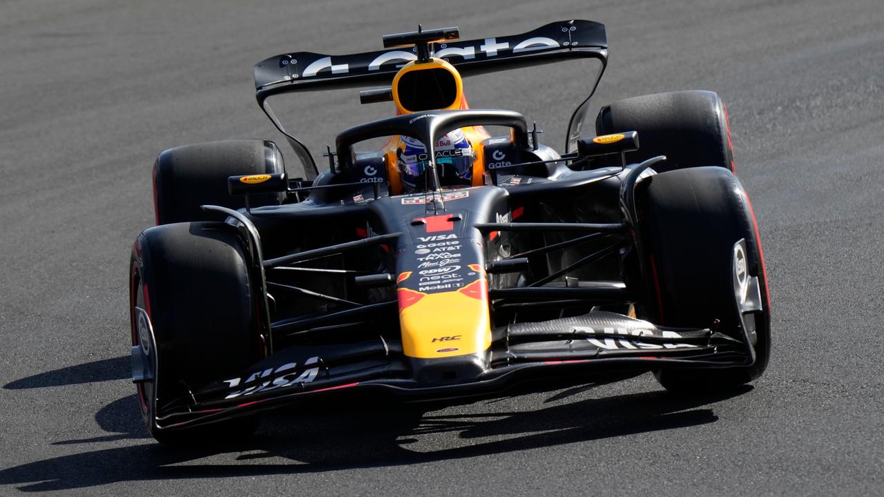 Verstappen-zaubert-sich-in-Monza-auf-die-Pole-Position