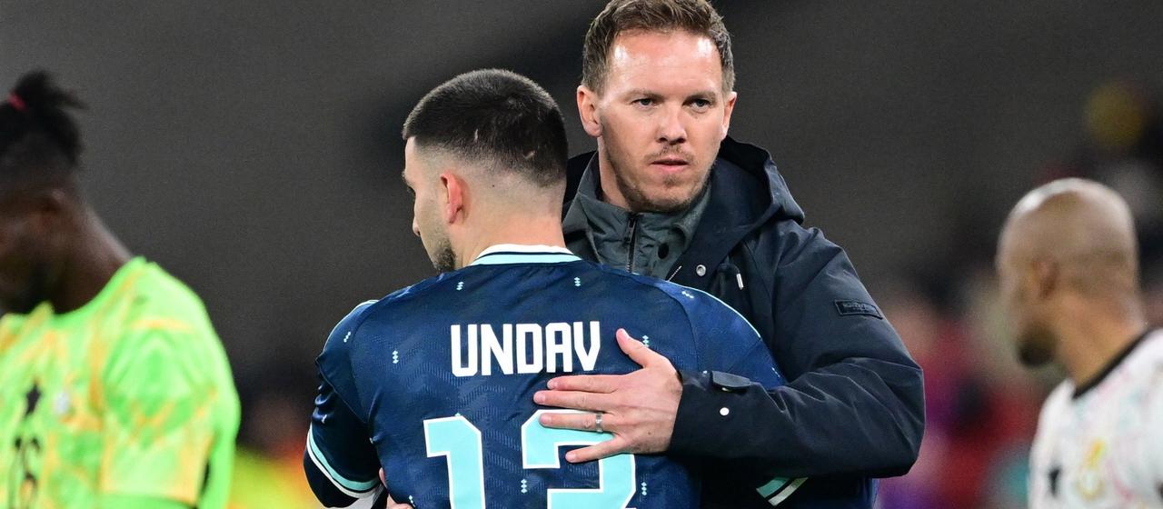 Julian Nagelsmann bei der Einwechslung von Deniz Undav