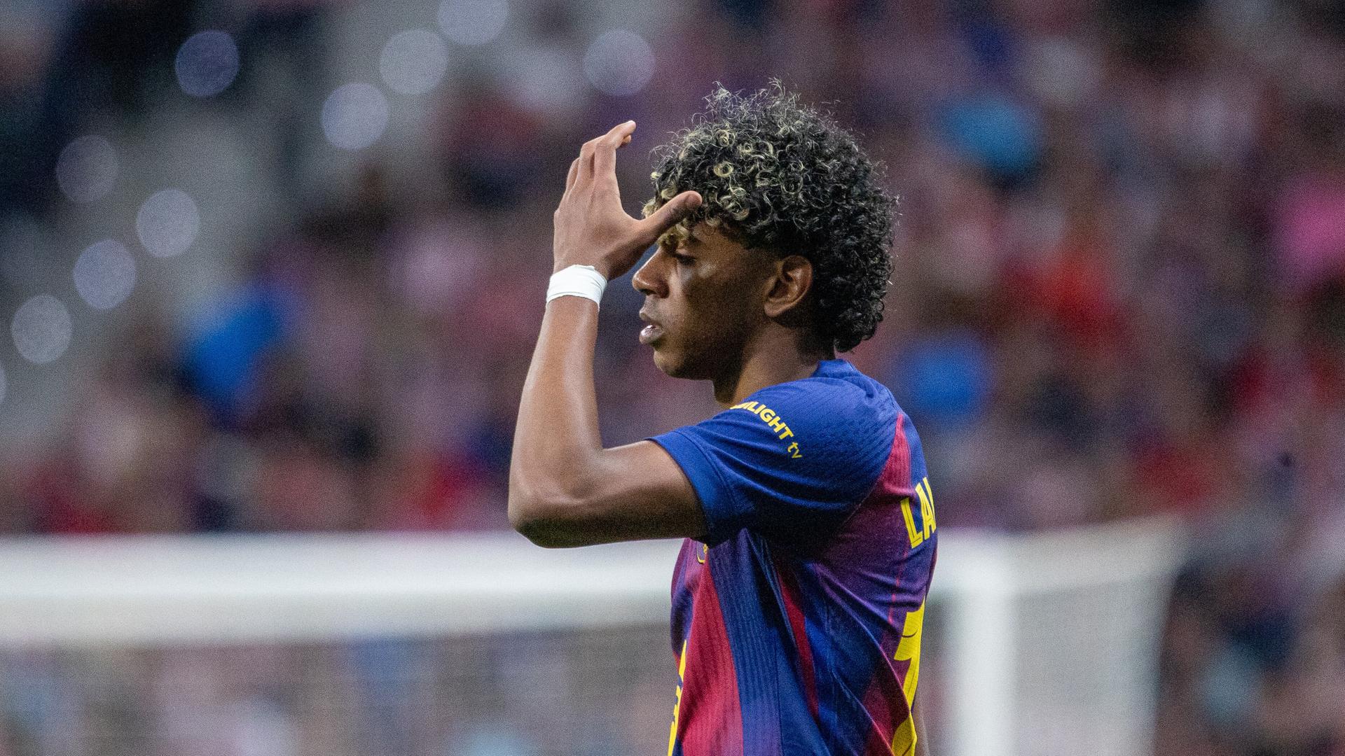 Barcelonas Lamine Yamal reagiert verÃ¤rgert auf das Ausscheiden in der Champions League | ddp/SOPA Images