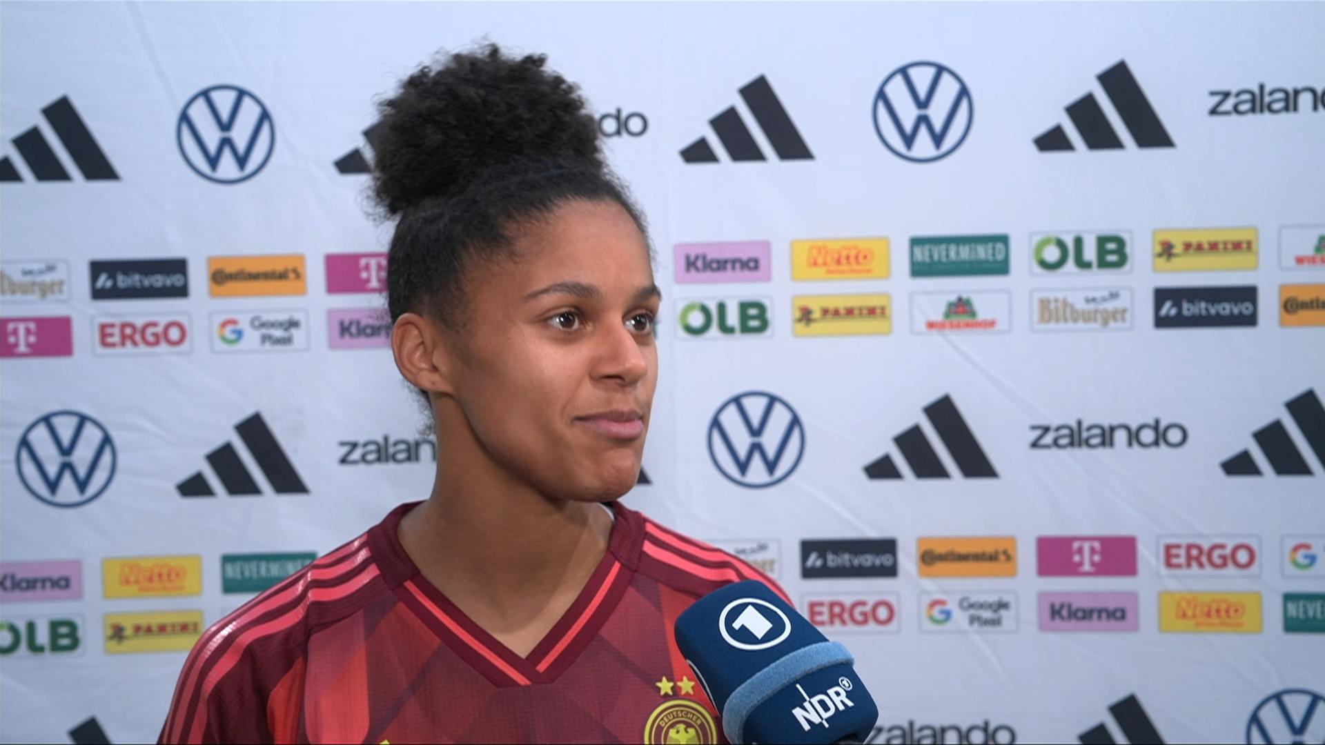 Shekiera Martinez - "Habe mich sehr gefreut"