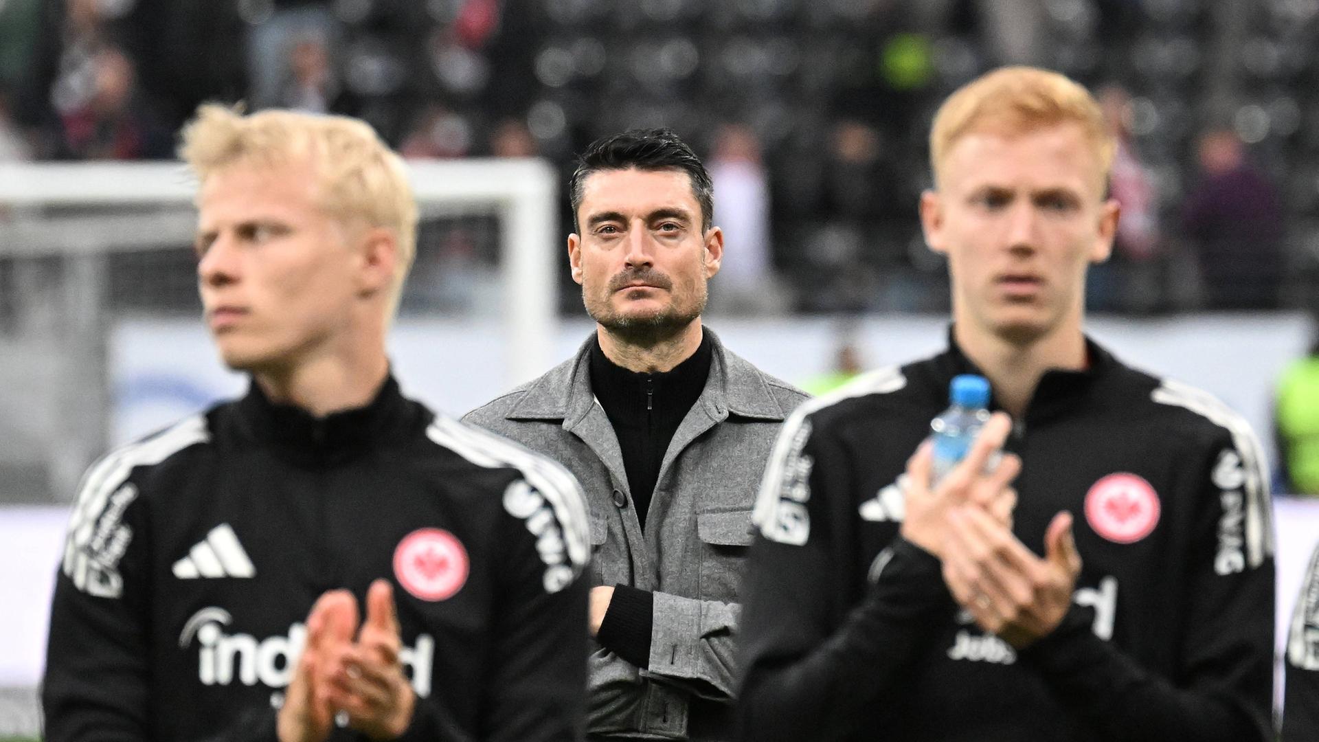Eintracht-Trainer Albert Riera nach dem Spiel gegen Köln | IMAGO / Jan Huebner