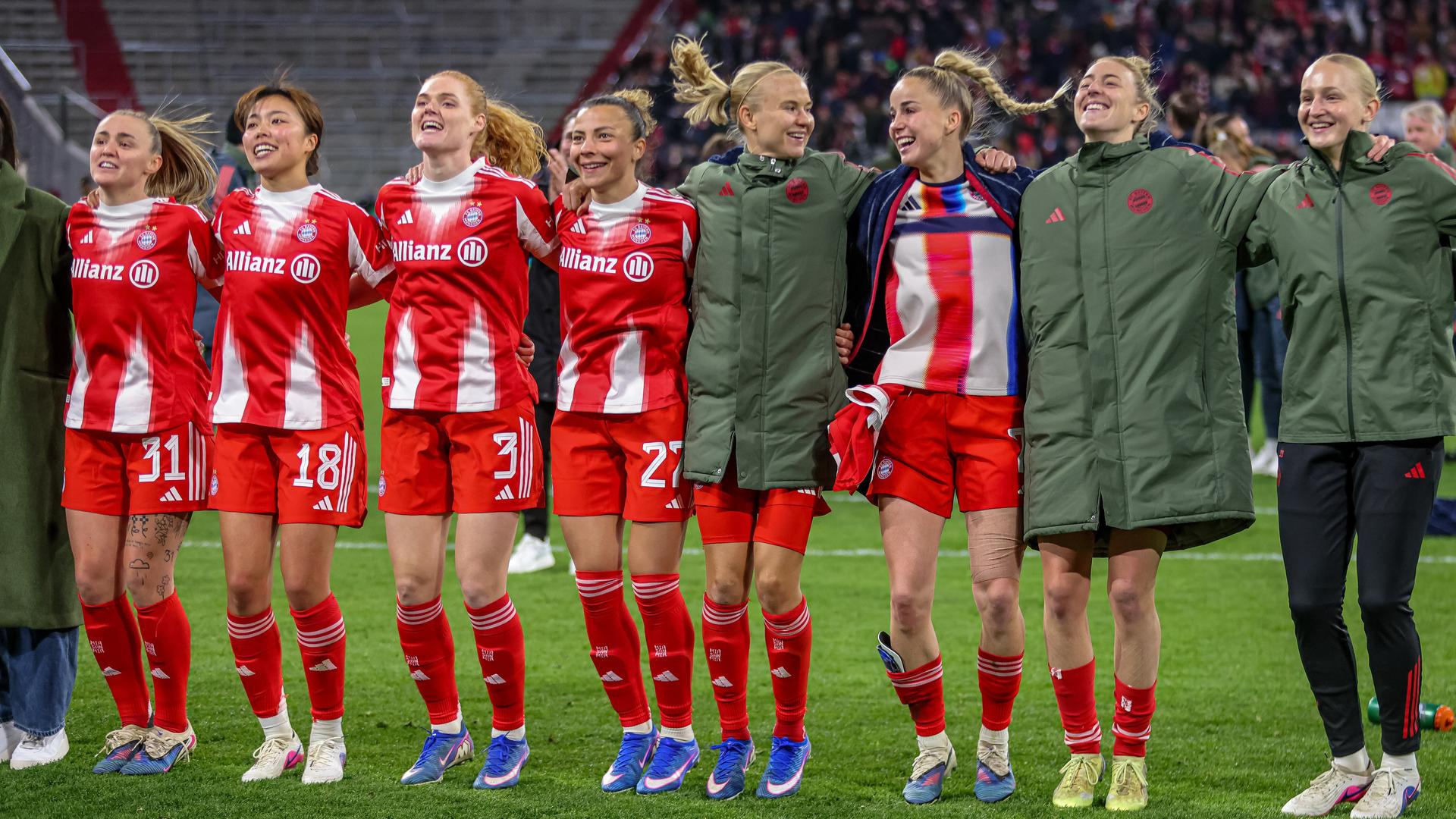 Wie der FC Bayern eine fast makellose Saison spielte