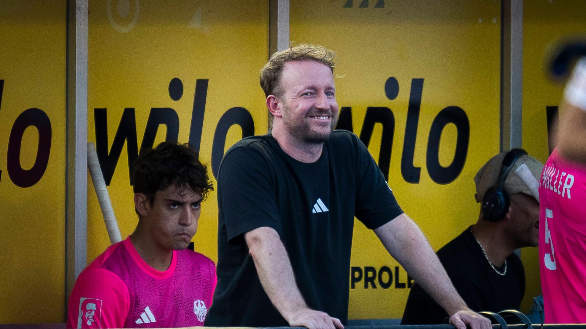 Deutschlands Hockey-MÃ¤nner-Trainer Andre Henning | IMAGO / Axel Kaste