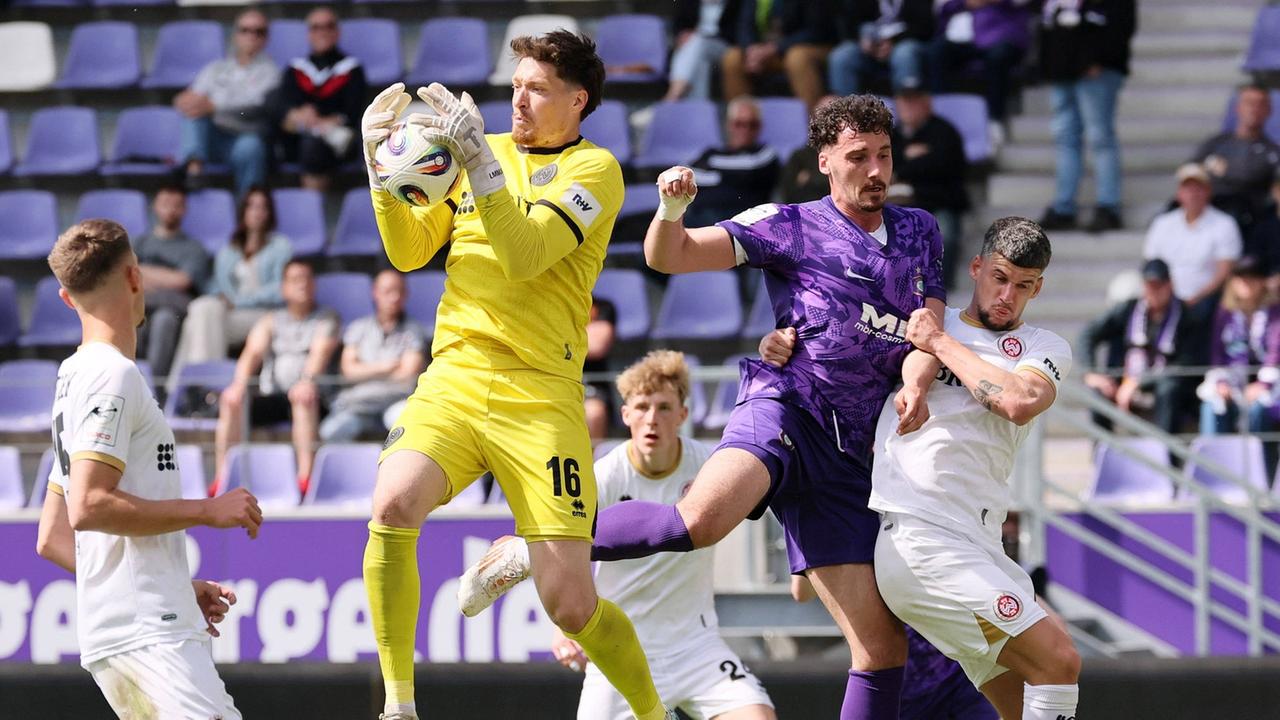 Remis gegen Wiesbaden - Aue steigt ab