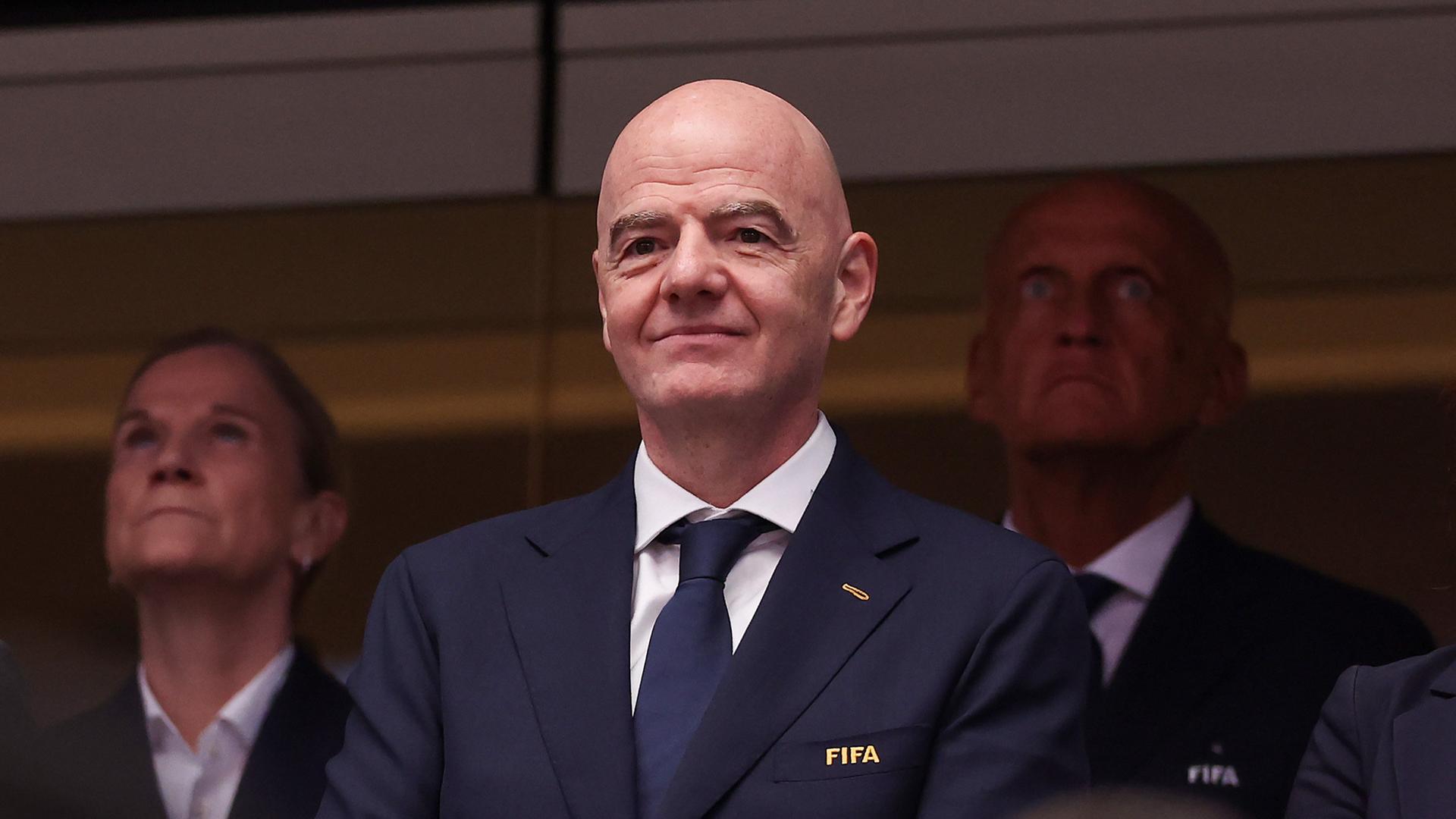 WM 2026: EU-Abgeordnete fordern Untersuchung gegen FIFA-Boss Infantino