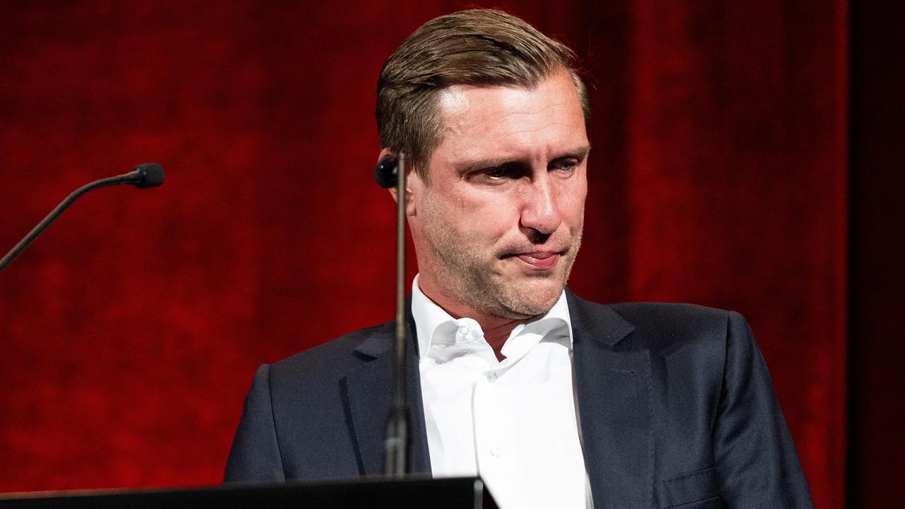 "Marzipan" Krösche leaves Frankfurt in tears