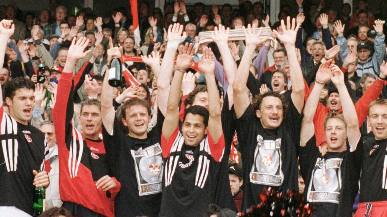 Als-der-Lautern-den-sensationellsten-Titel-der-Bundesliga-Geschichte-holte