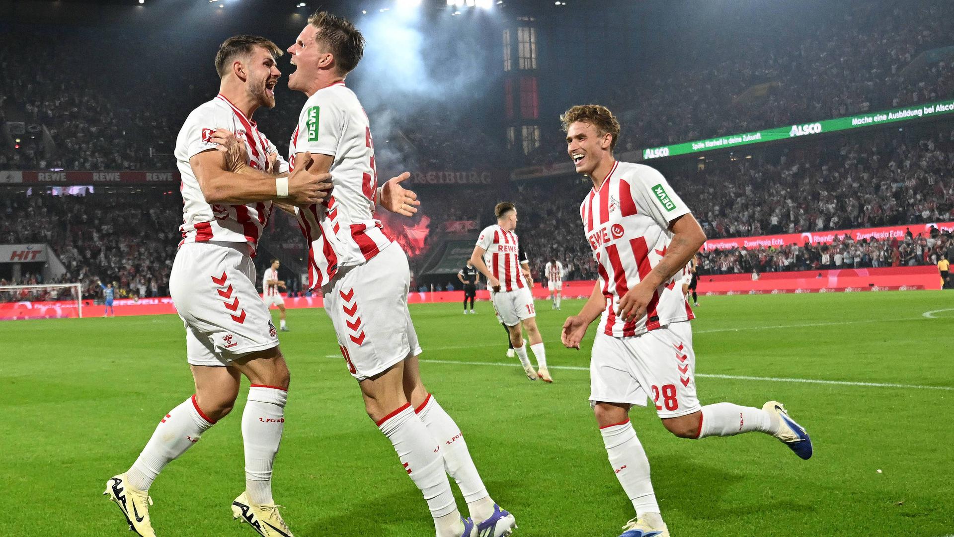 Die Kölner jubeln | IMAGO/Jan Huebner