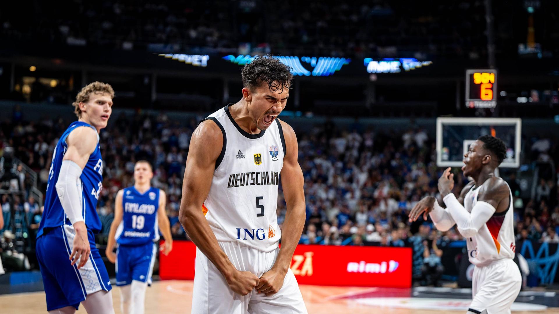 Tristan da Silva freut sich über den Einzug ins Finale  | IMAGO / camera4+