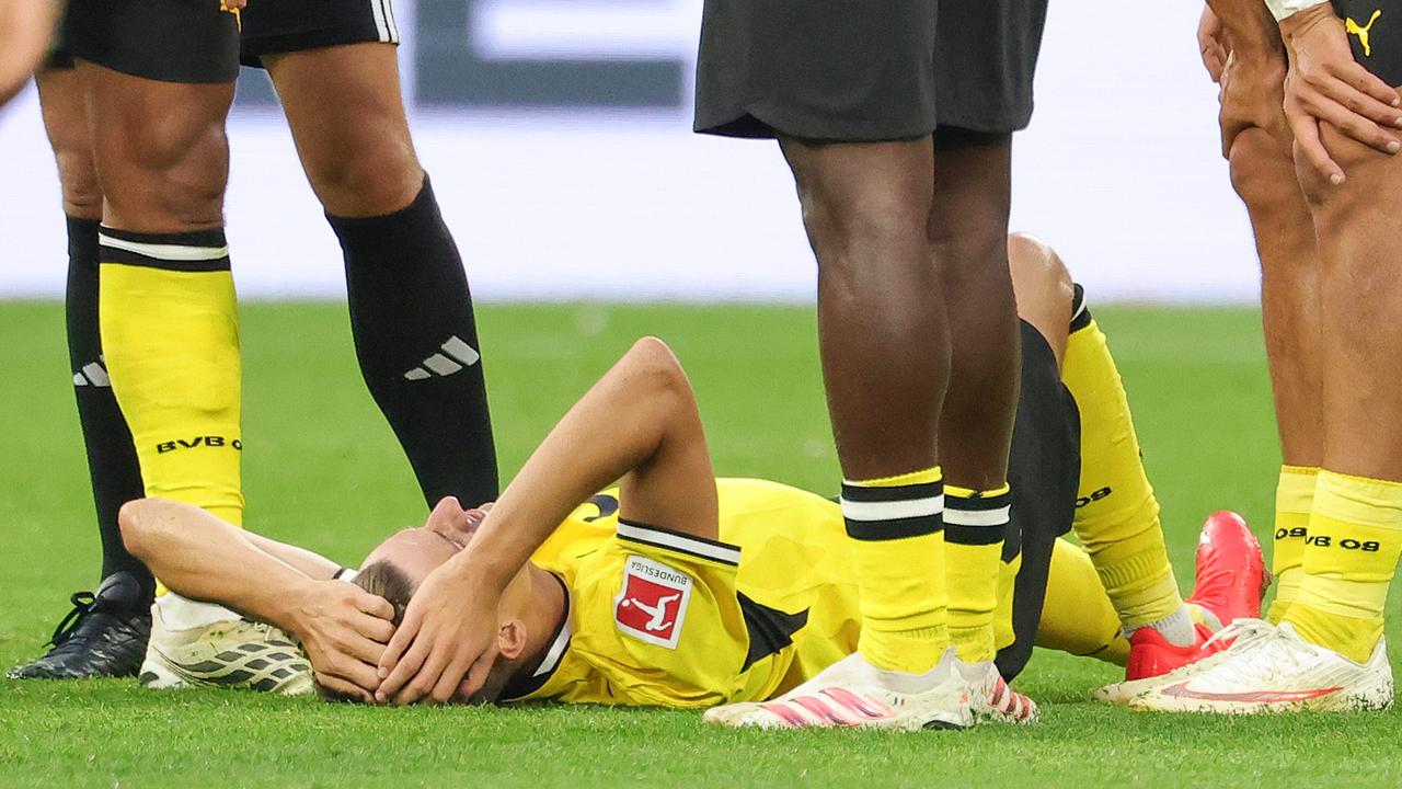 Konstantelias: Kreuzbandriss gleich zu Beginn — photo: Sportschau Fußball