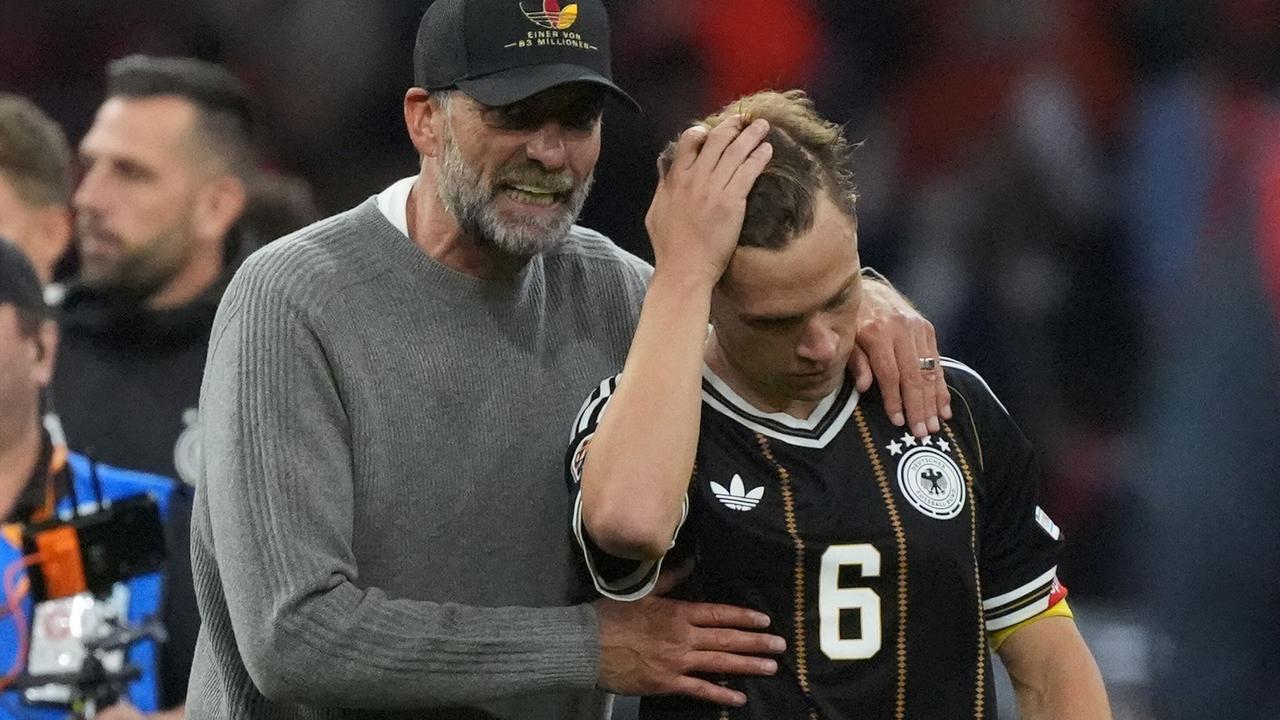 "Absolut pietätlos": Bundestrainer Klopp verteidigt Kimmich