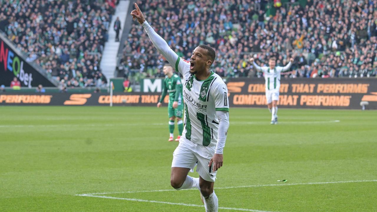 Alassane Plea Jubel  | IMAGO/kolbert-press