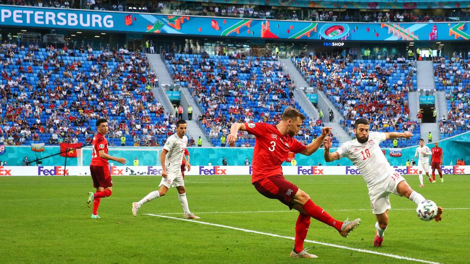 Große Bühne: Die EM in der Gazprom-Arena, hier bei Schweiz gegen Spanien | Imago Große Bühne: Die EM in der Gazprom-Arena, hier bei Schweiz gegen Spanien