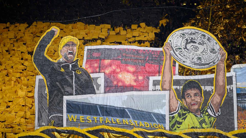 In Dortmund verehrt: Jürgen Klopp in einer Fan-Choreo im Jahr 2024