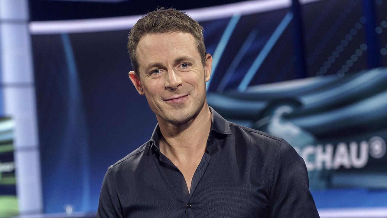 Alexander Bommes im Studio der Sportschau | wdr