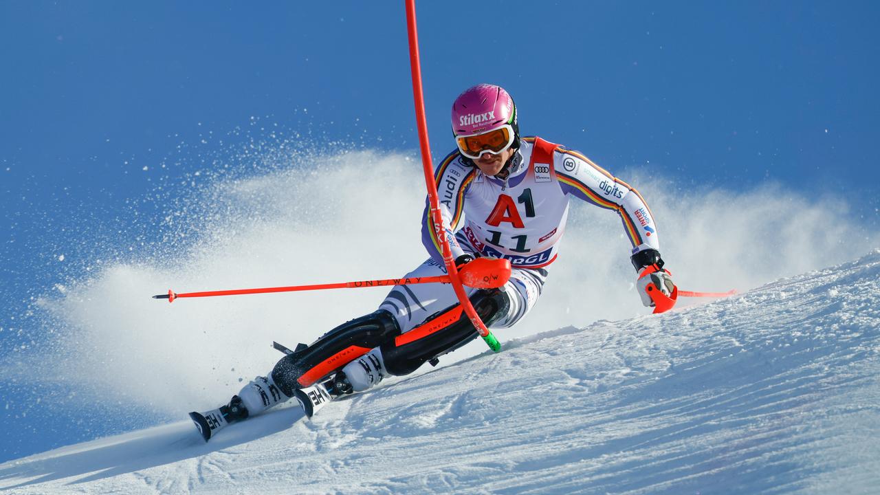 slalom-der-m-nner-in-gurgl-1-lauf-re-live
