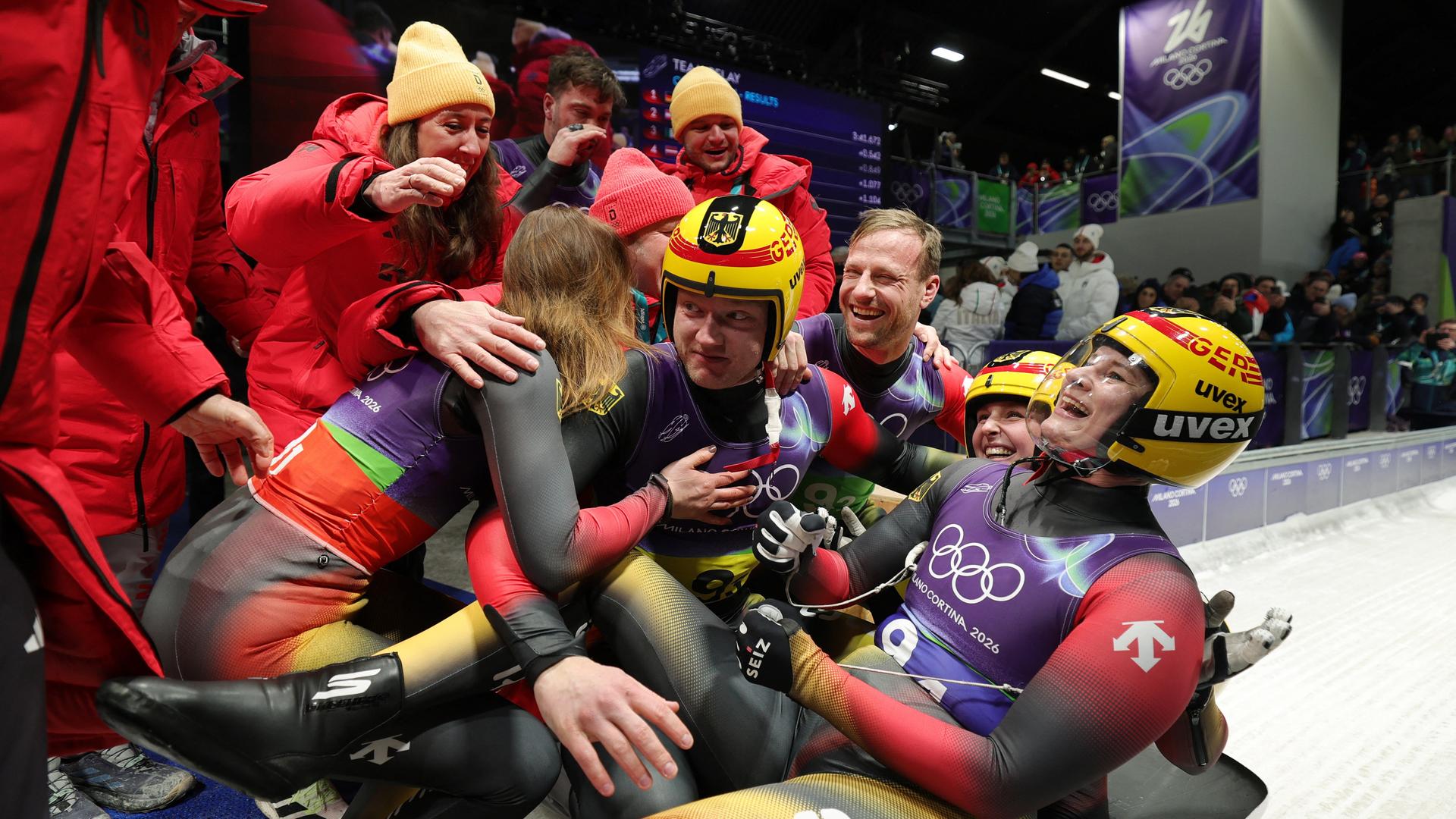 Die deutsche Teamstaffel jubelt | reuters/perawongmetha