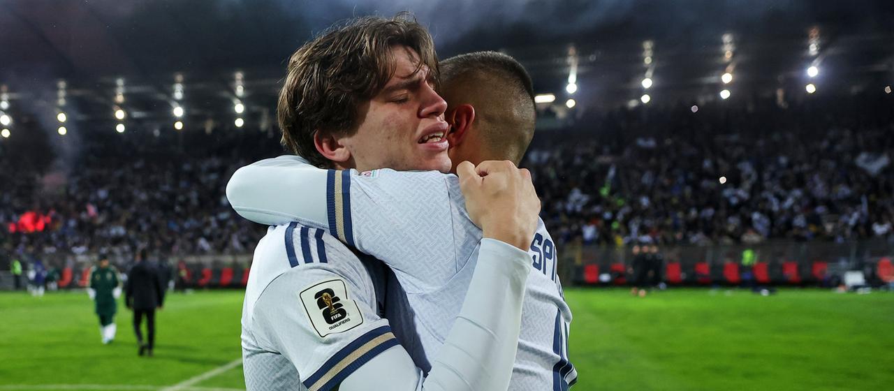 Marco Palestra und Leonardo Spinazzola nach der Niederlage gegen Bosnien