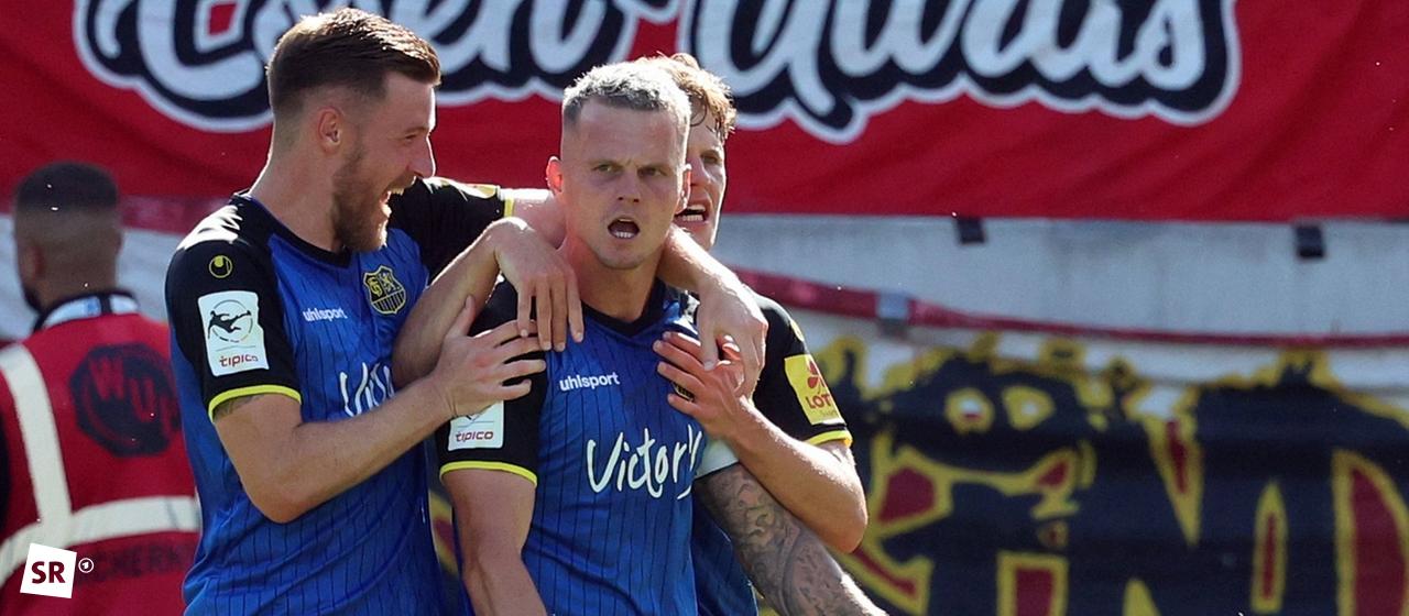 FCS-Torjubel bei Kühlwetter, Pick und Gleiber (von l. n. r.)