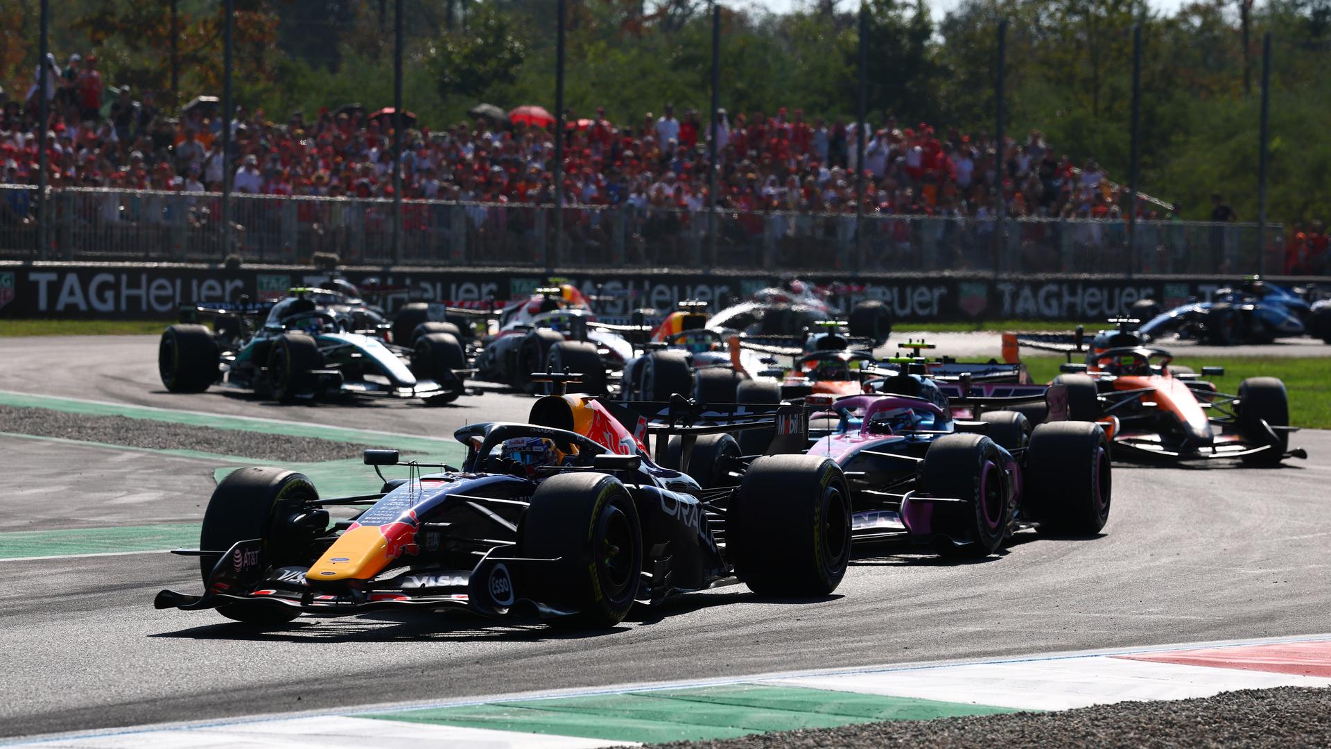 Jetzt live - Re-Start nach Leclerc-Crash in Monza