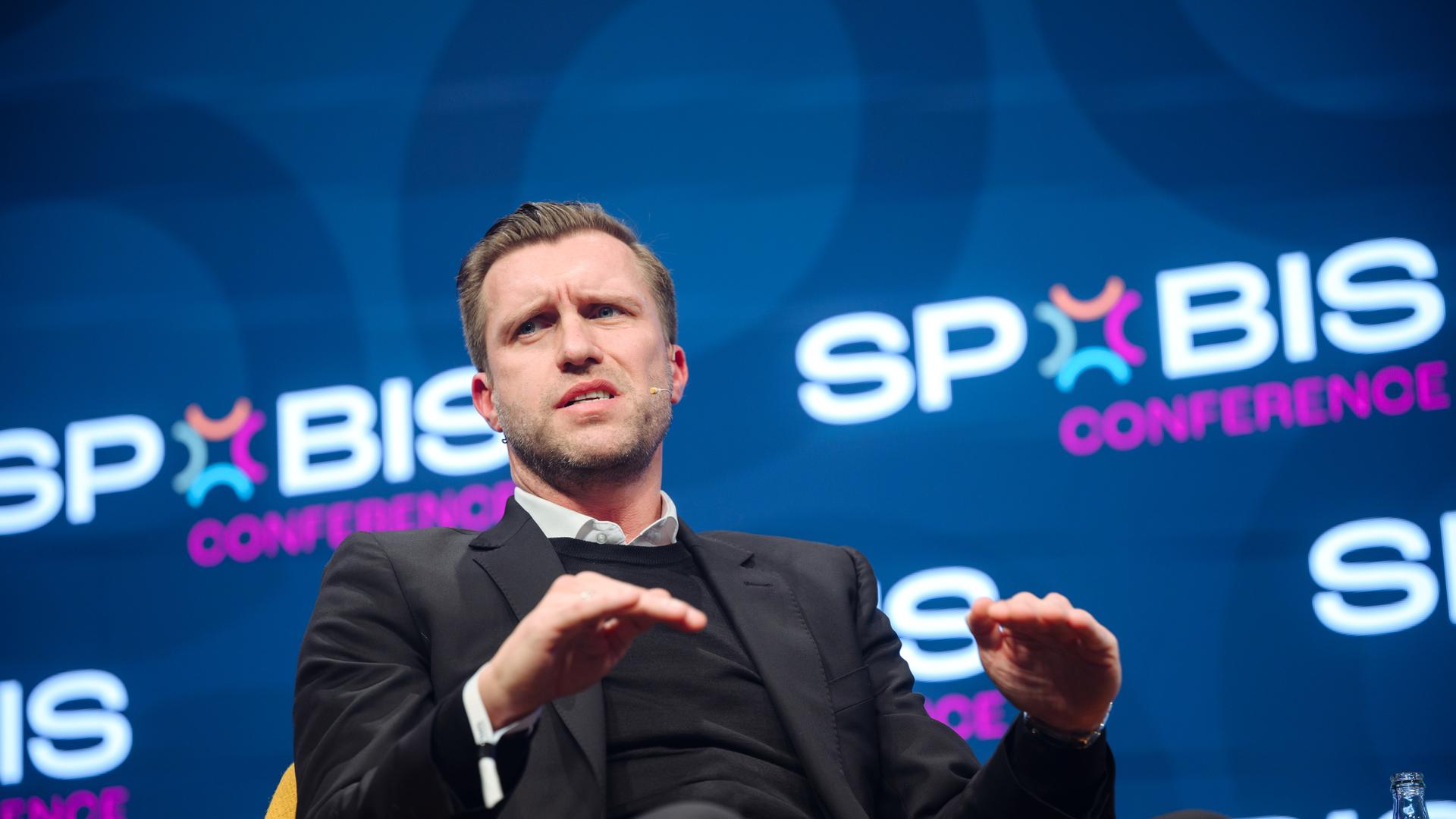 Sorgt sich um den Nachwuchs: Eintracht-Manager Markus Krösche | Spobis