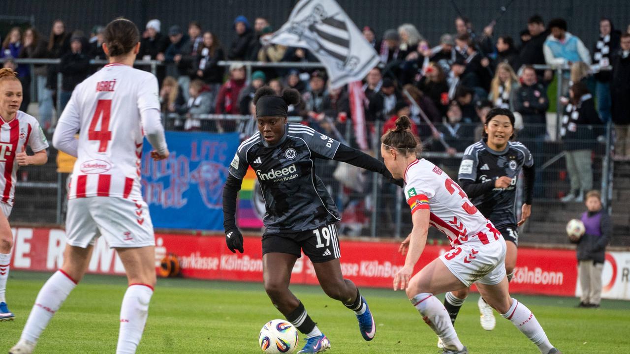 FC-Frauen verspielen Führung gegen Frankfurt