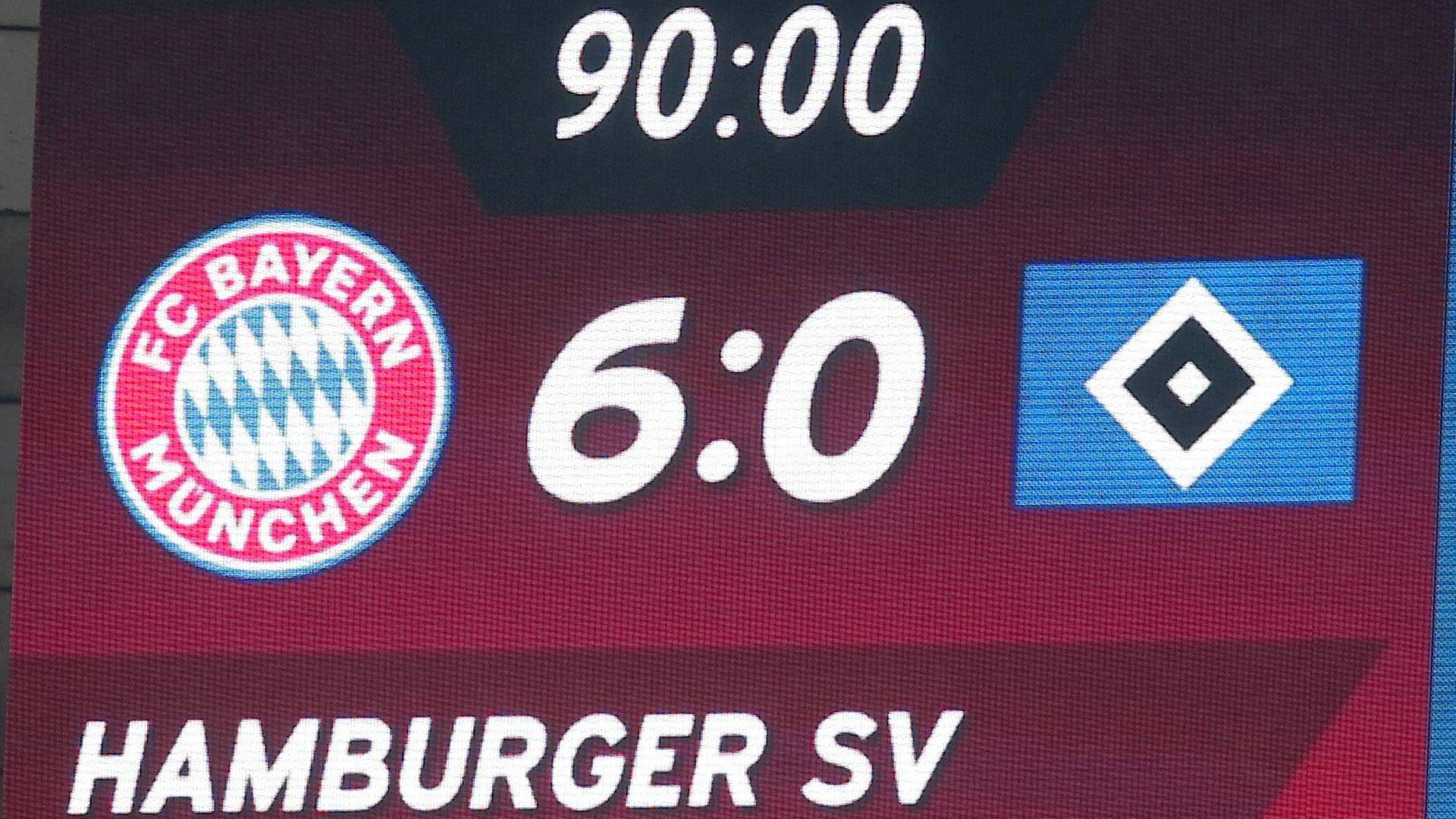 Anzeigetafel in der Münchner Fußball-Arena beim Spiel des FC Bayern gegen den HSV im März 2018 | Imago/Eigner-Pressefoto/Langer