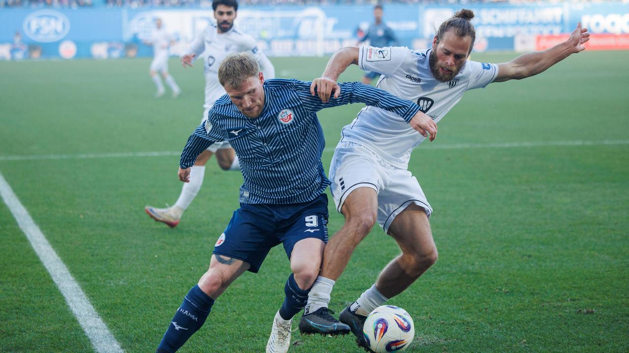 Hansa-Rostock-bezwingt-Schweinfurt