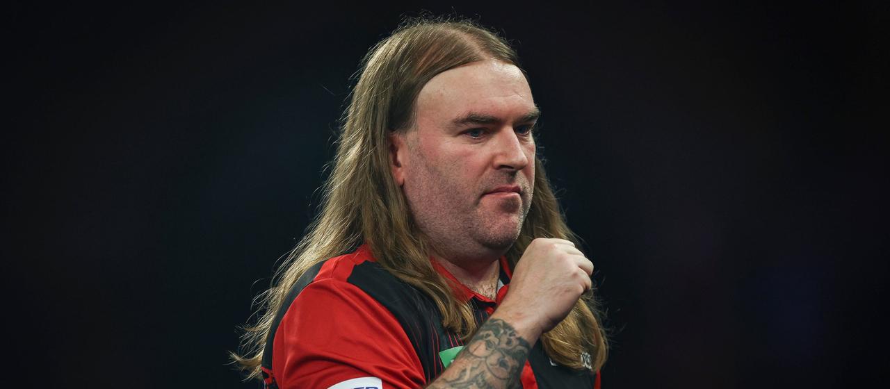 Ryan Searle ballt nach seinem gewonnenen Viertrunden-Match die Faust