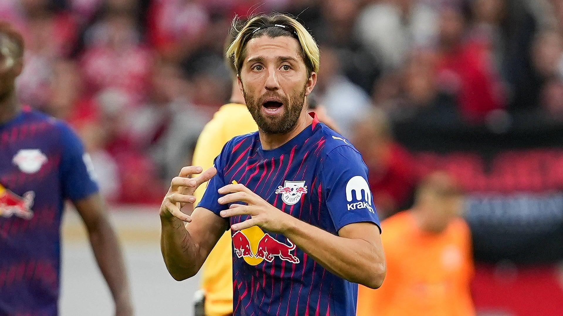 Kevin Kampl (44, RBL) reagierend | IMAGO/Steinsiek.ch