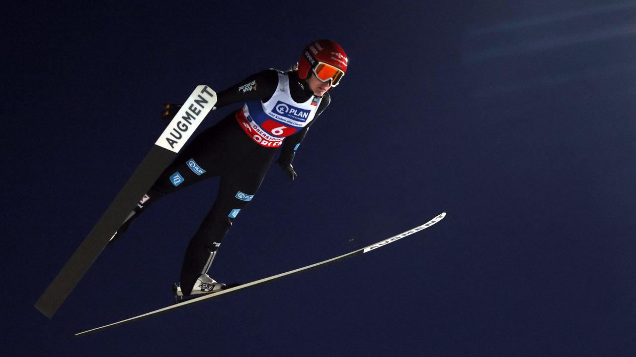 Freitag-jubelt-ber-Platz-drei-Reisch-verpasst-ersten-Sieg