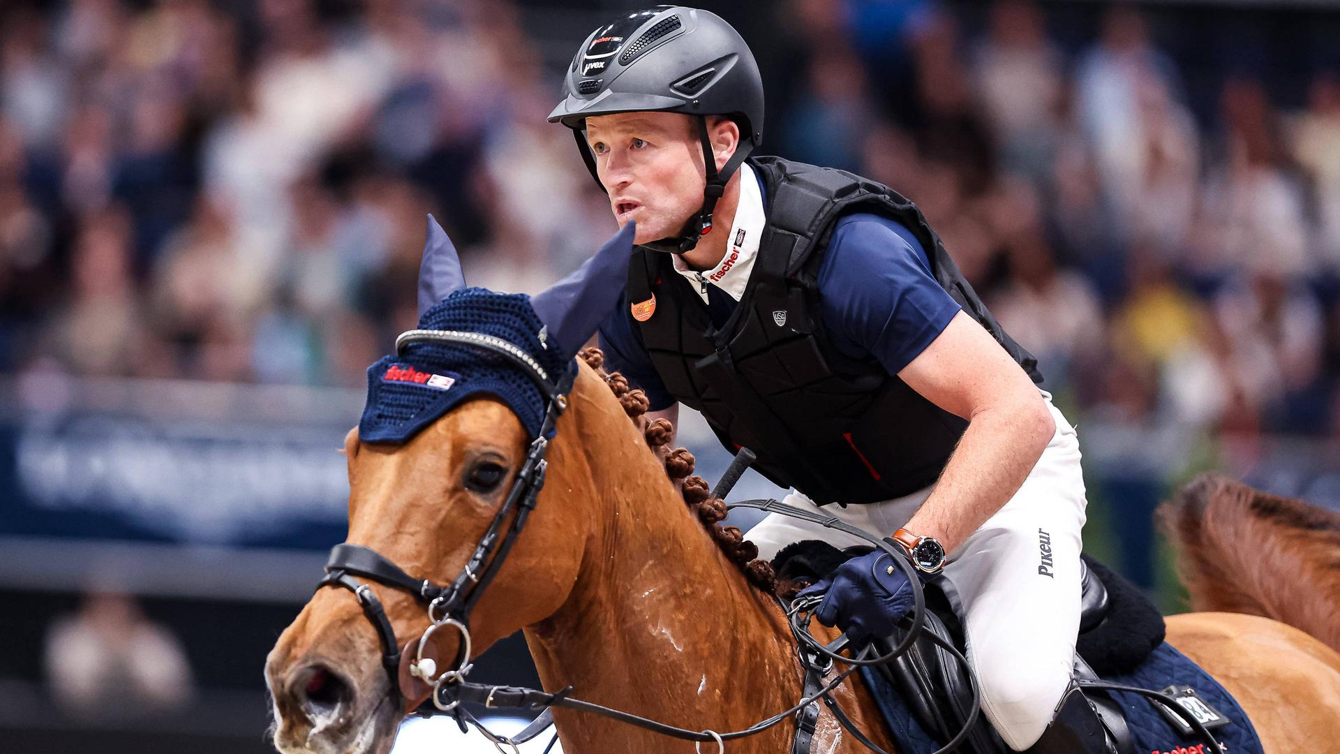 Michael Jung auf Safran | IMAGO/Eibner-Pressefoto/Roger Buerke