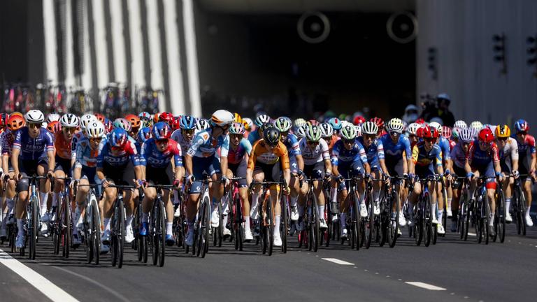 Das Peloton der 1. Etappe 