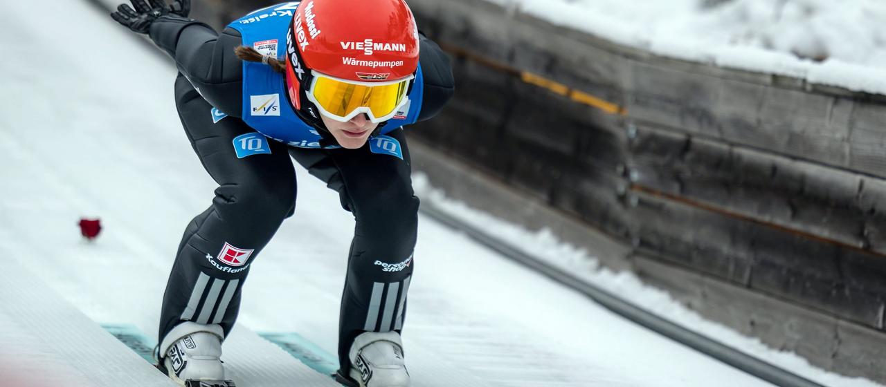 Selina Freitag beim Skispringen in Villach