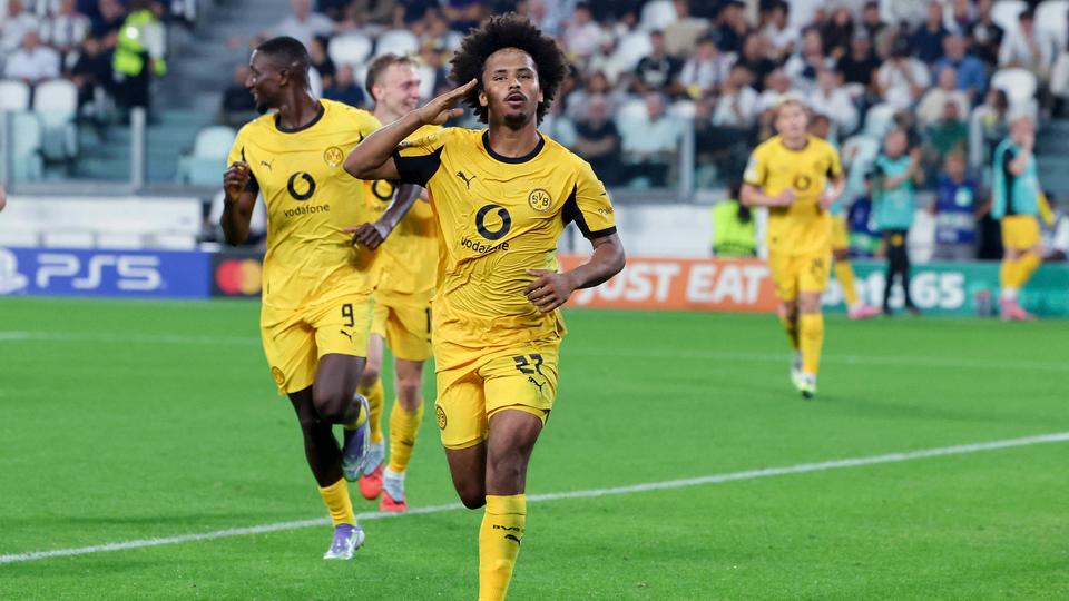 Karim Adeyemi bejubelt seinen Treffer zum 1:0 | IMAGO/DeFodi Images Karim Adeyemi bejubelt seinen Treffer zum 1:0