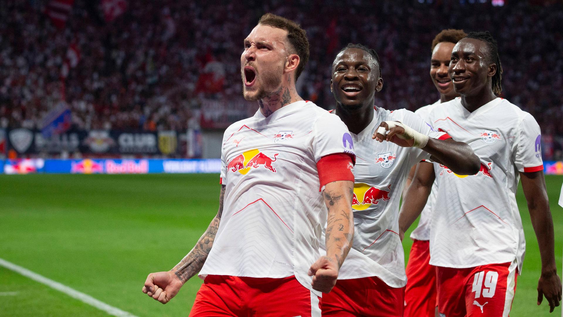 David Raum bejubelt seinen Treffer gegen den 1. FC Köln  | IMAGO / HMB-Media