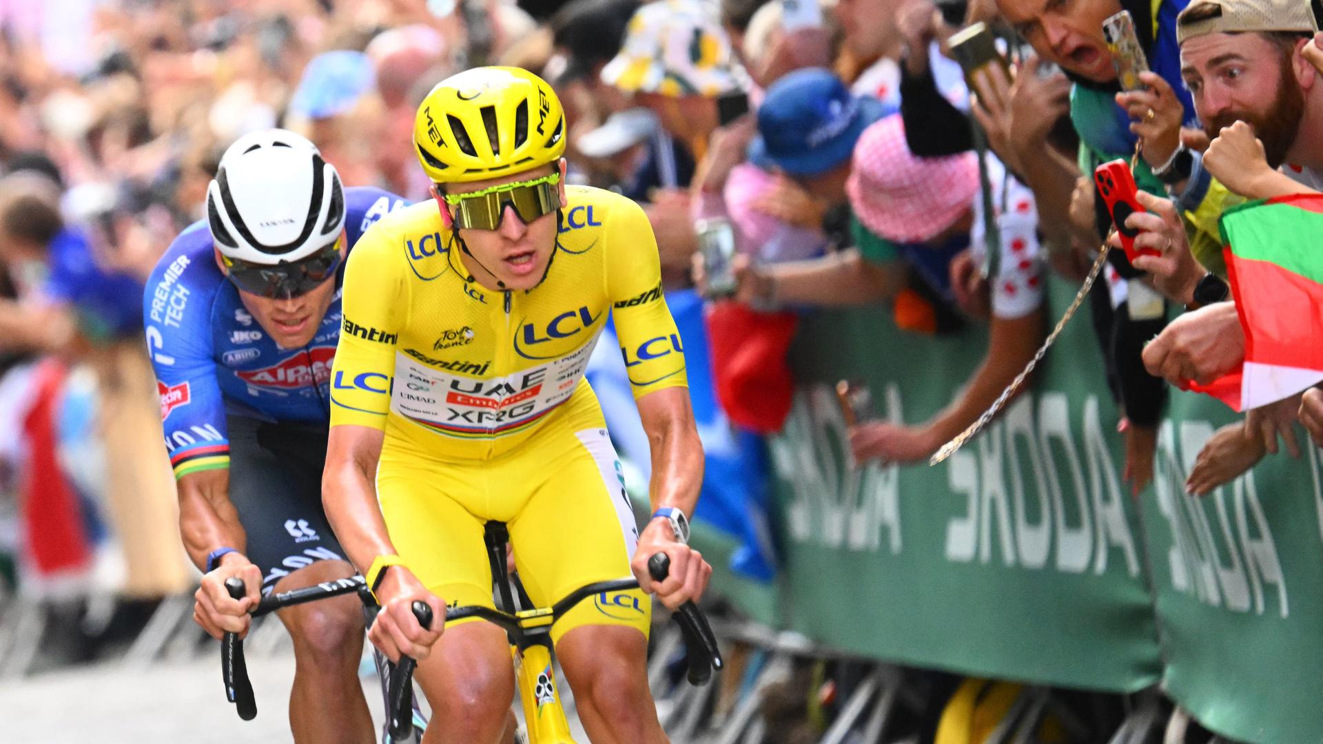 Pogacar schreibt Tour-Geschichte - Van der Poel siegt hauchdünn in Paris