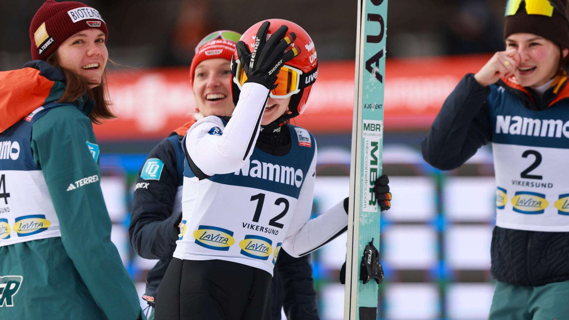 Skifliegen in Vikersund: Freitag mit deutschem Rekord - Schmid endlich über 200
