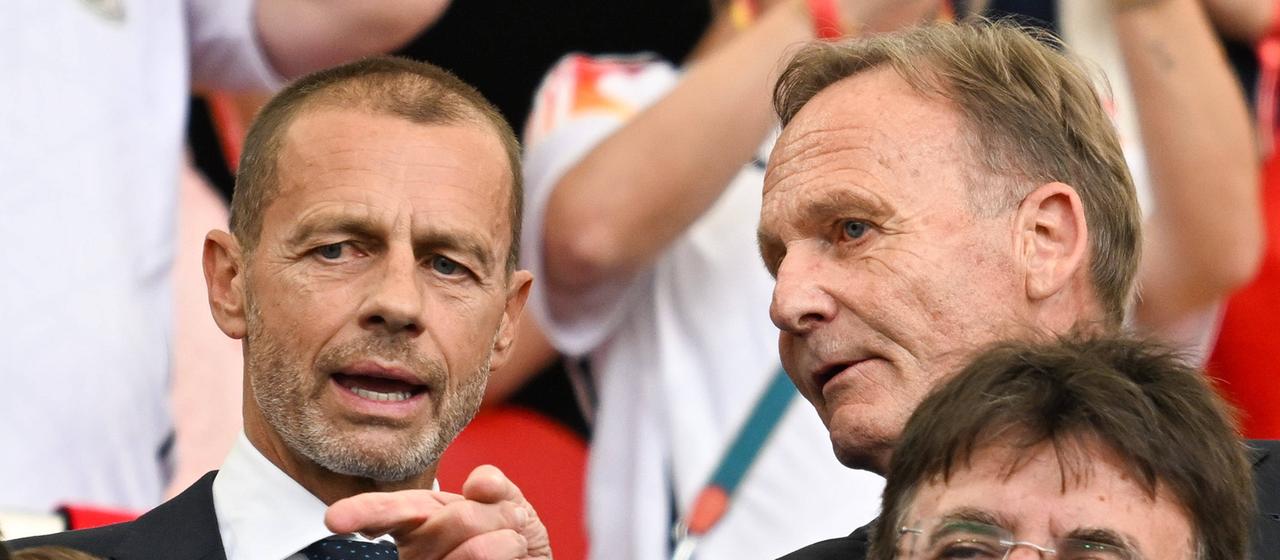 UEFA-Präsident Aleksander Ceferin (l.) mit seinem Vize Hans-Joachim Watzke