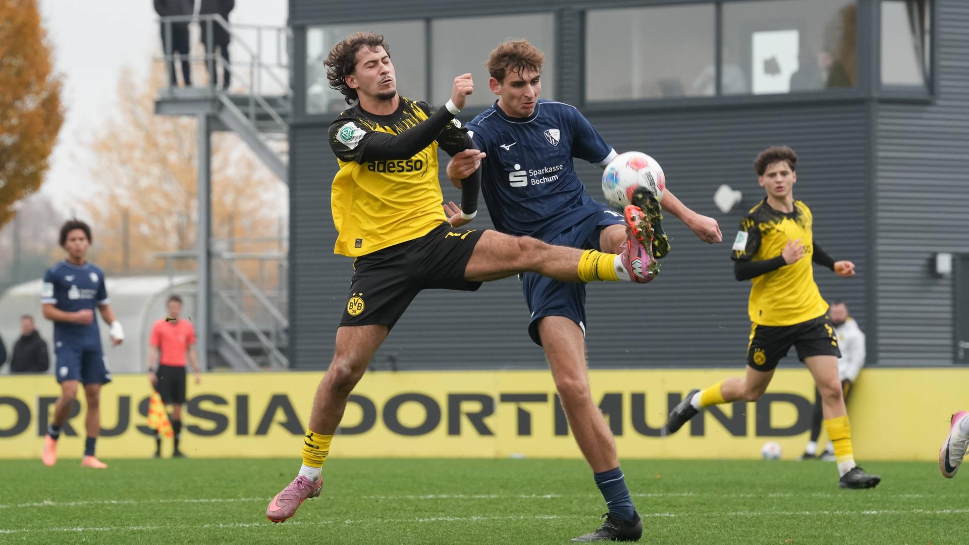 Künftig sollen die Talente von Borussia Dortmund noch mehr Spielpraxis bekommen | Imago/Patrick Ahlborn