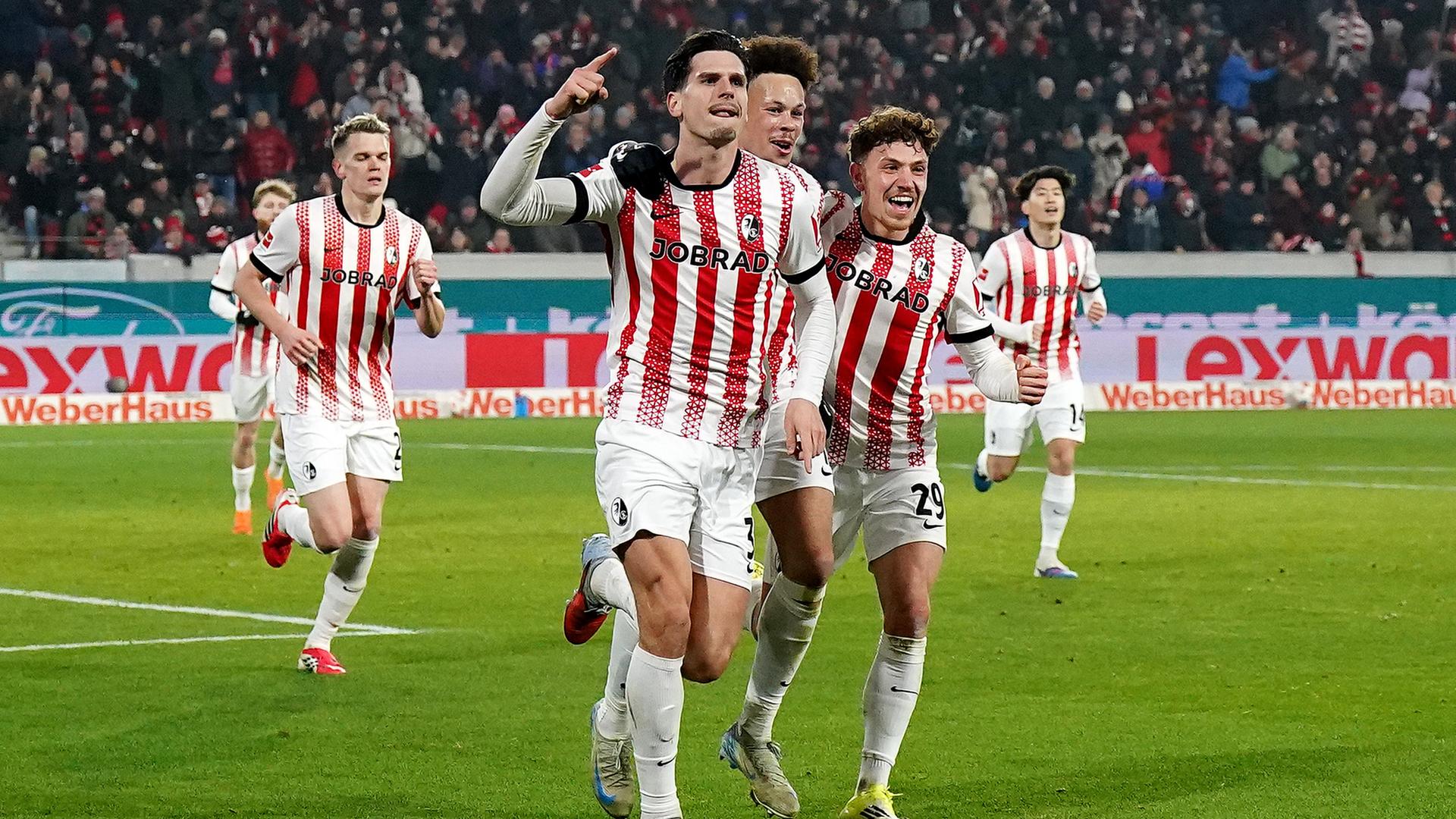 Igor Matanovic bejubelt den eigenen Treffer | Getty Images