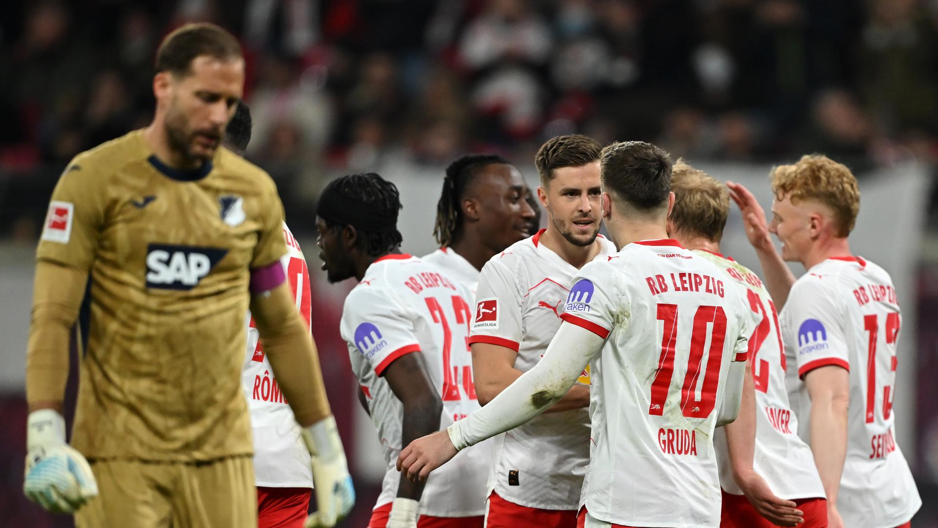 Die Mannschaft von RB Leipzig bejubelt einen Treffer im Spiel gegen die TSG Hoffenheim | Getty Images