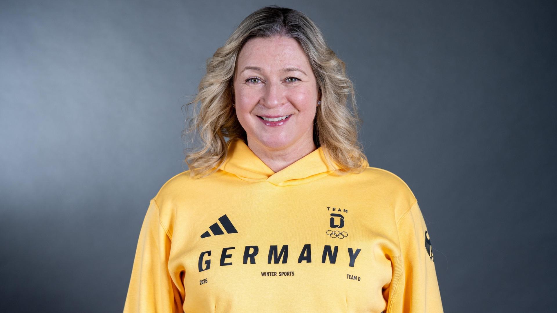 Claudia Pechstein bleibt langfristig Eisschnelllauf-Bundestrainerin