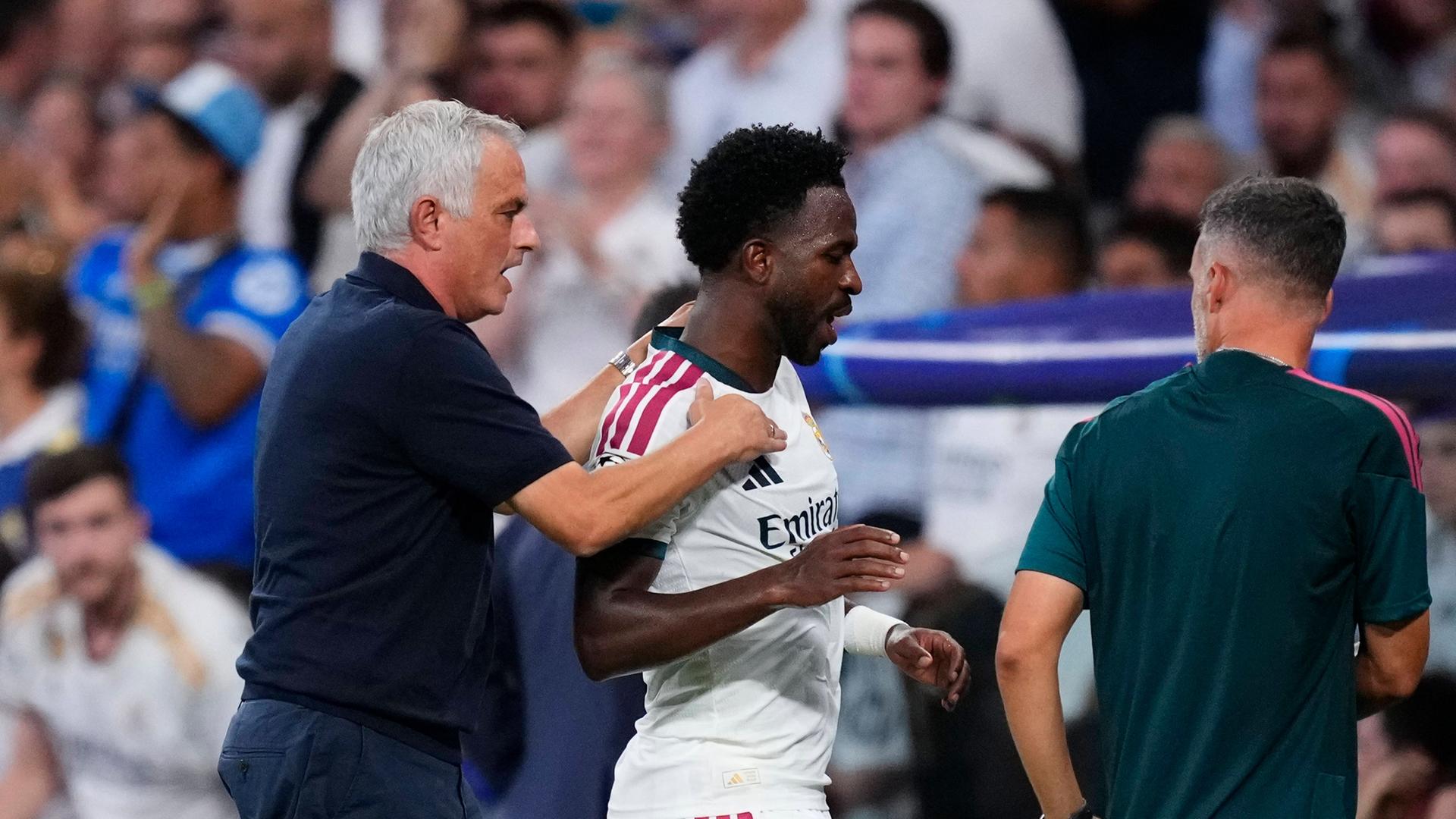 Jose Mourinho (l.) und Vinicius Jr. (r.) | IMAGO / NurPhoto