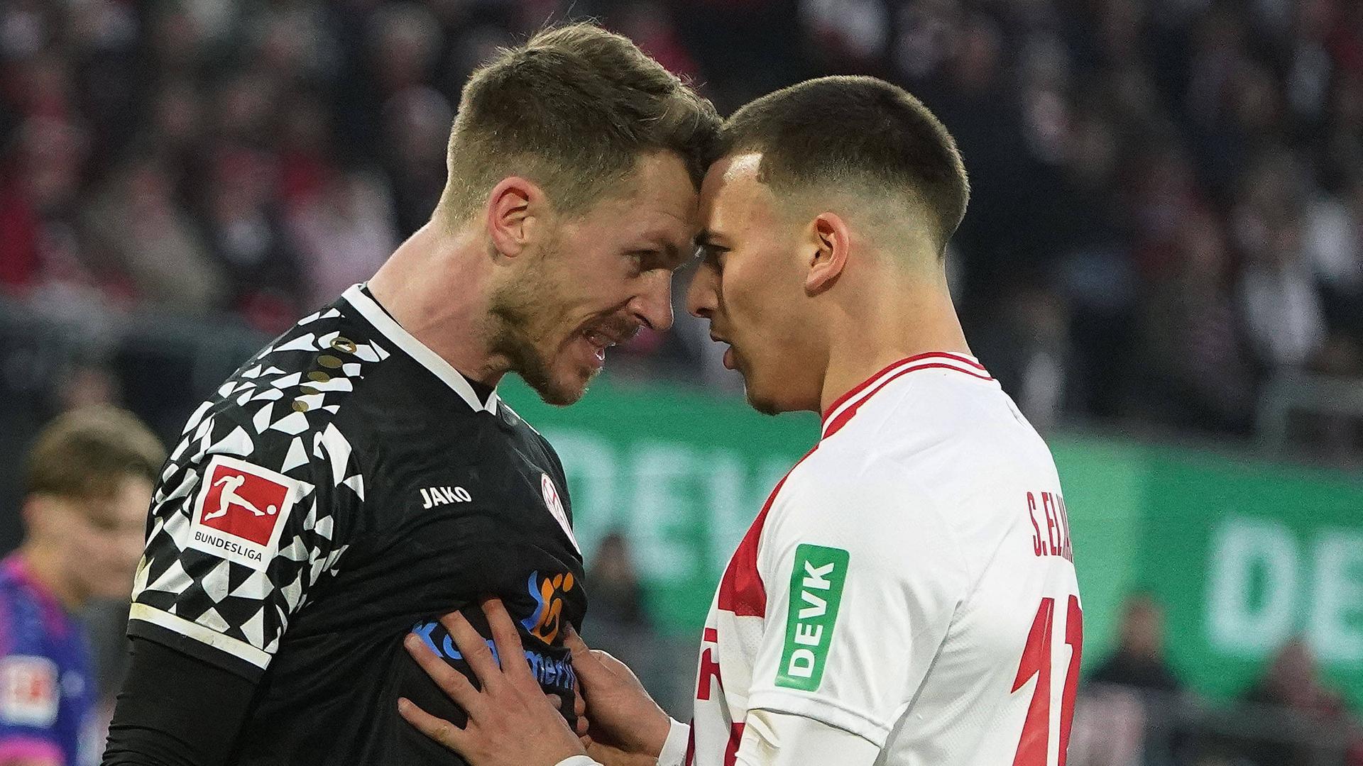Mainz` Daniel Baatz (l.) und Kölns Said El Mala geraten aneinander | IMAGO / Chai v.d. Laage
