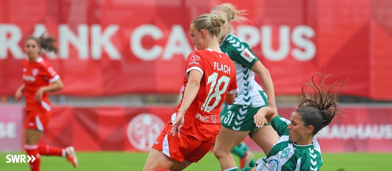  Zweikampf Paula Flach (FSV) gegen Luna Vanzeir (SVW)