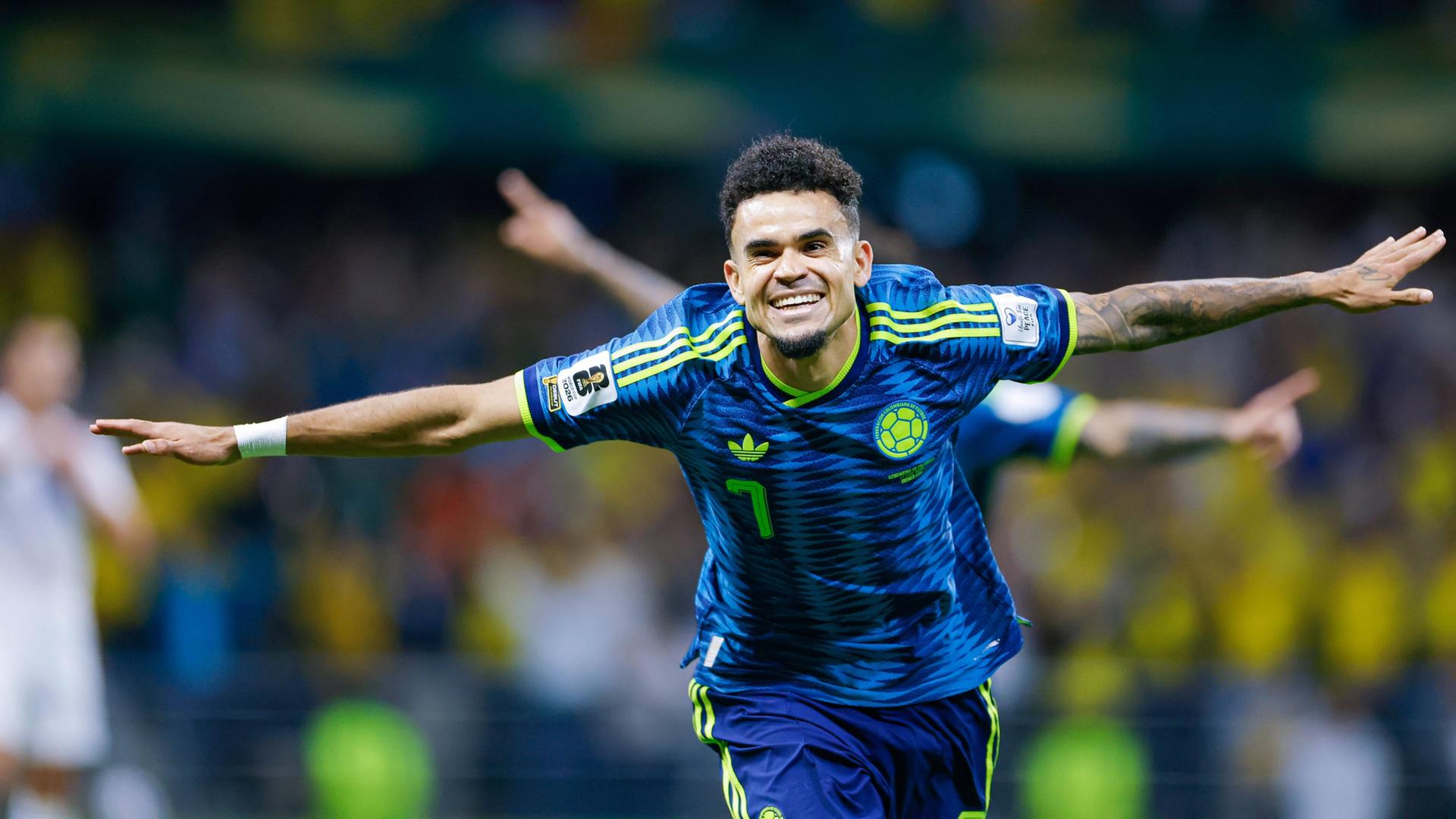Luis Diaz jubelt nach dem 2:1 | IMAGO / ImagenShop