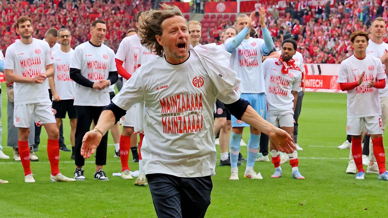 Bo Henriksen ist VDV-Trainer des Jahres  | IMAGO, Imago/Fotostand