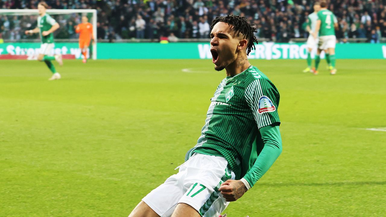 Justin Njinmah vom SV Werder Bremen jubelt nach seinem Treffer gegen den SC Freiburg | Getty Images/Joern Pollex